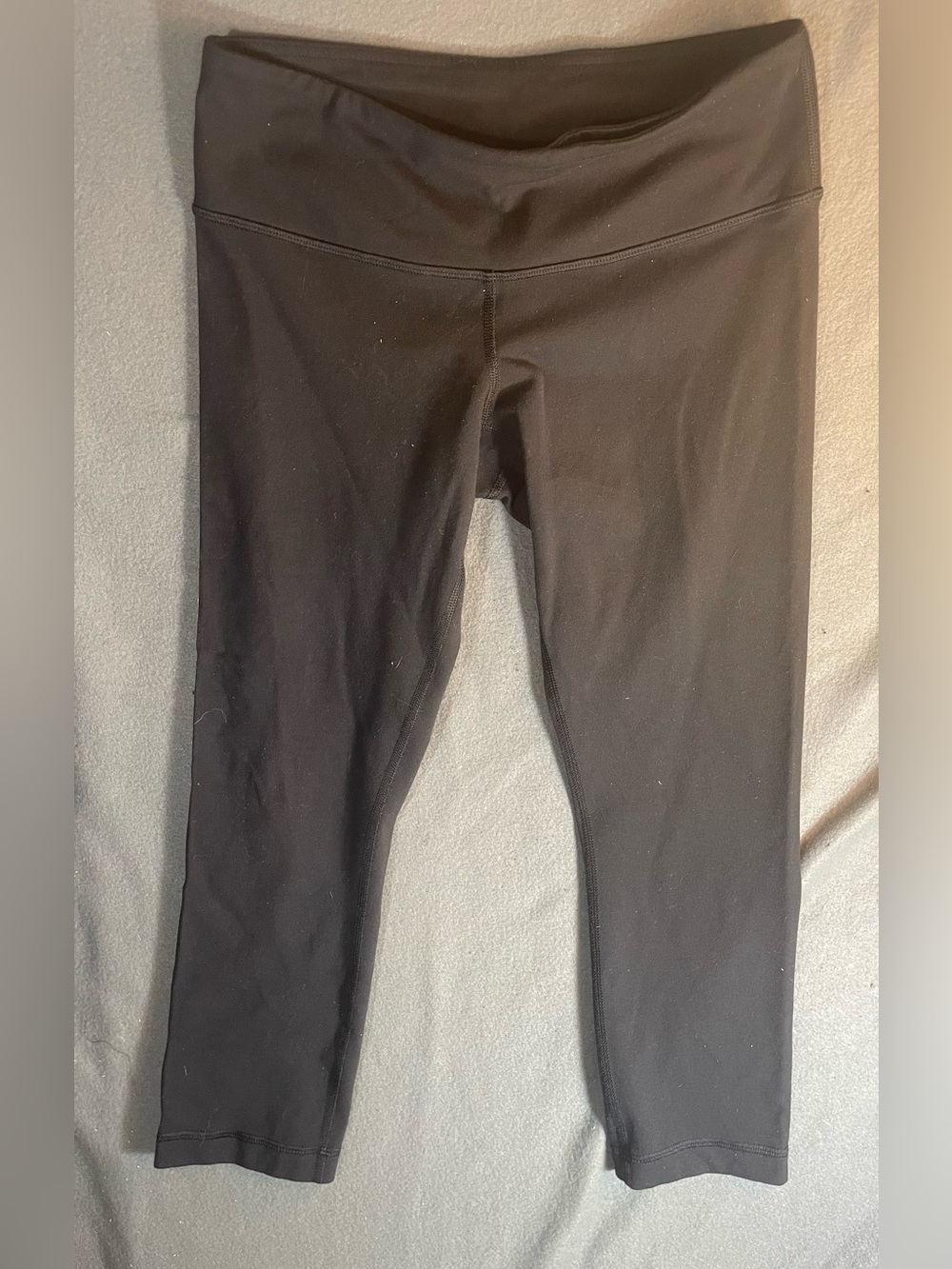 lululemon athletica Black Capri Leggings